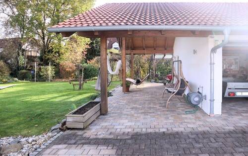 Terrasse an Garage - 