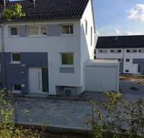 Modernes KfW-55-Reiheneckhaus in Großmehring Ingolstadt