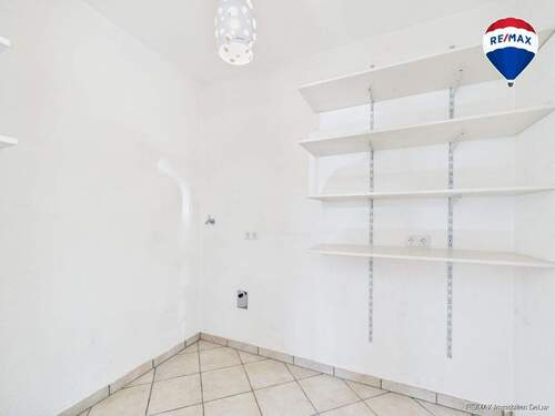 Erdgeschoss Wohnung in Besch mit Terrasse & Carport zu verkaufen - 