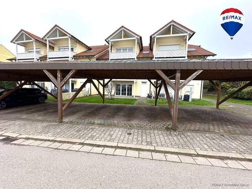 Erdgeschoss Wohnung in Besch mit Terrasse & Carport zu verkaufen - Etagenwohnung mit 86,90 m&sup2; in Perl zum Kaufen