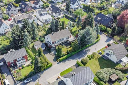 Drohne - Einfamilienhaus mit 300,00 m&sup2; in Bochum zum Kaufen