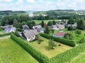 Blick auf die Immobilie und dem Grundstück - 