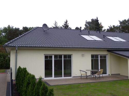 Beispiel-Bungalow - Neubau-Bungalow als Doppelhaushälfte, Kleines Neubaugebiet 'In den Gärten' in Schneverdingen-Zentrum