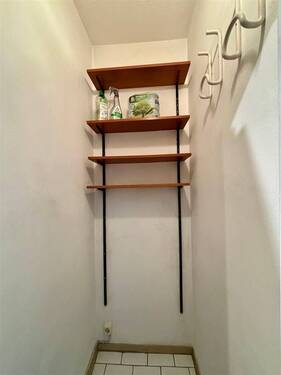 Abstellraum mit Strom - 