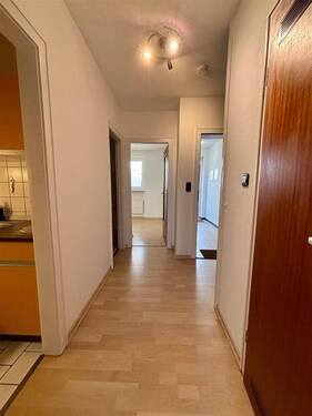 Flur - Etagenwohnung mit 36,20 m² in Kiel zur Miete