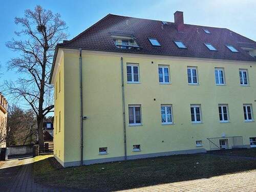 gebäudeansicht / Rückseite - 2 Zimmer Etagenwohnung in Dresden