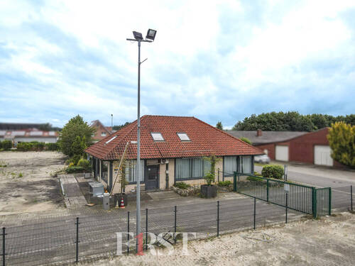 Betriebshaus-Büro - 