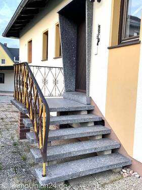 Bild 3 - 7 Zimmer Einfamilienhaus in Hirschaid