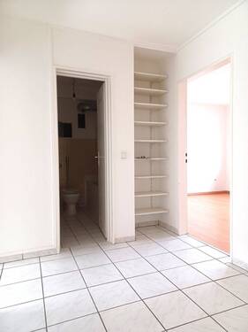 Flur - 2 Zimmer Etagenwohnung in Mannheim
