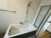 Badewanne - 3 Zimmer Etagenwohnung in Munster