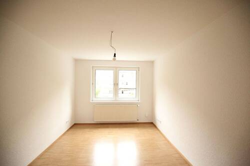 kleines Zimmer - Etagenwohnung mit 81,30 m&sup2; in Mannheim zur Miete