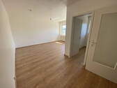 Wohn-/Eßzimmer, Küchenzugang - 