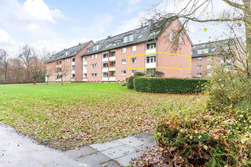 Rückansicht - 4 Zimmer Etagenwohnung zum Kaufen in Reinbek