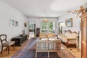 Wohnbereich im Erdgeschoss - 1 Zimmer Doppelhaushälfte in Berlin