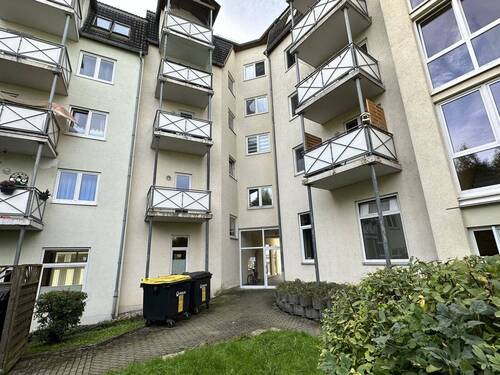 Rückseite des Gebäudes - Büro mit 125,00 m&sup2; in Meerane zum Kaufen