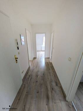 Flur - Etagenwohnung mit 51,90 m&sup2; in Zwickau zur Miete