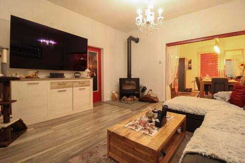 Wohnzimmer - Einfamilienhaus mit 120,30 m&sup2; in Nienburg zum Kaufen