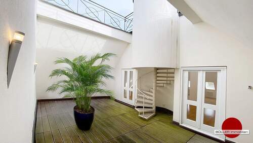 Patio - 4 Zimmer Etagenwohnung in Nürnberg