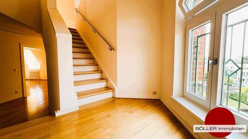 über 3 Etagen - 