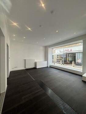 Verkaufsraum - Gewerbeobjekt (Büro, Produktion, Verkauf) in Alzey