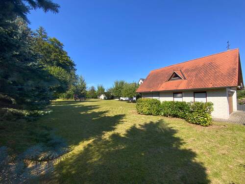 Blick aus der Nachbarschaft - Grundstück in Obertrubach
