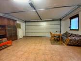 Garage/Aufenthaltsraum - 