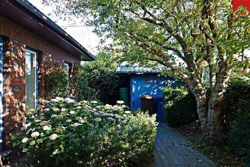 gemütlicher und gepflegter Garten - 