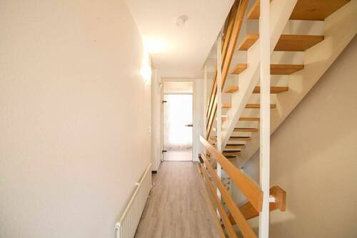 Flur Treppenhaus 2 - 