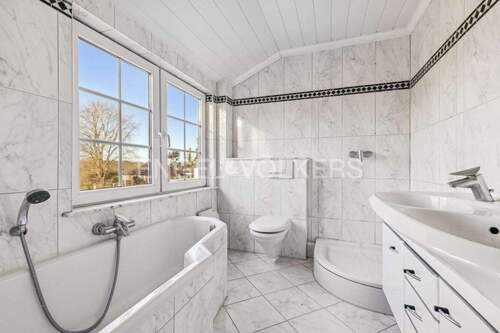 Bad OG - Wohneinheit 2 - 