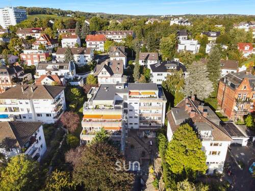 HOCHAUFGELÖSTES LUFTBILD - 