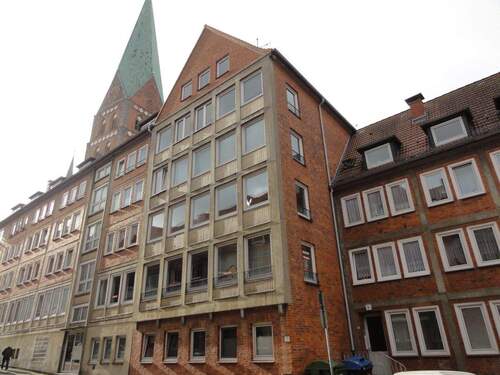 Objektansicht - Zentrale Lage: Gepflegte 3-Zimmer-Wohnung mit Terrasse in der Lübecker City Nähe Marienkirche