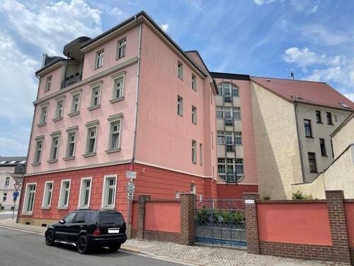 Hausansicht - Ihr modernes Zuhause im Altbau mit großer Loggia