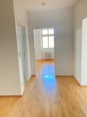 Flur - 2 Zimmer Etagenwohnung zur Miete in Guben