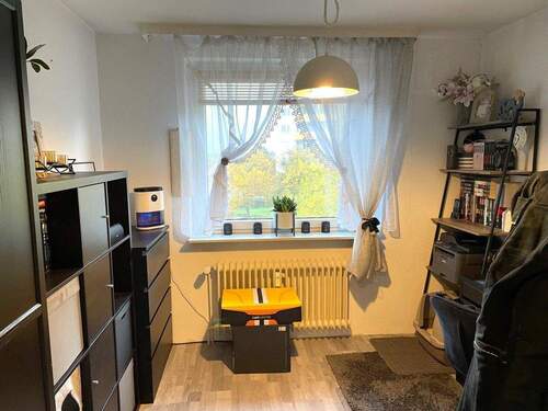 "halbes" Zimmer - 