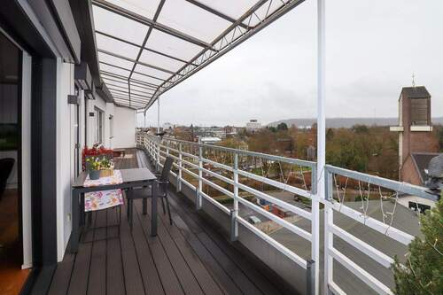 Balkon - 4 Zimmer Gewerbeobjekt (Büro, Produktion, Verkauf) zum Kaufen in Grevenbroich