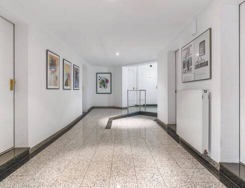 barrierefreier Zugang zum Teileigentum im Souterrain - 