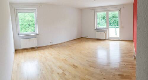 Wohnzimmer - 3 Zimmer Etagenwohnung in Dettingen an der Erms
