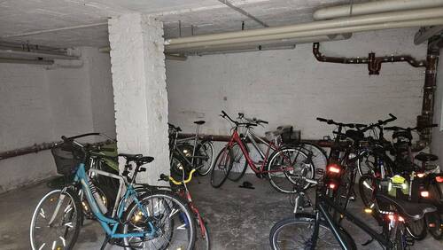 Fahrradkeller im Nebenhaus - 