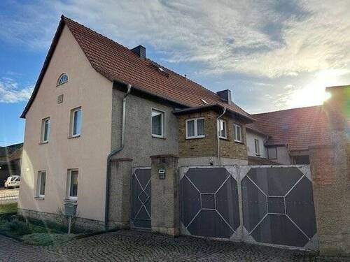 Außenansicht.jpg - 9 Zimmer Einfamilienhaus zum Kaufen in Freyburg (Unstrut)