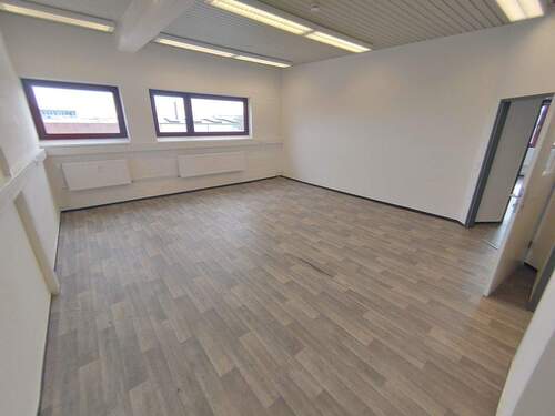 Büro 3 - 