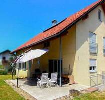 Familienidylle in ruhiger Lage - großzügiges Einfamilienhaus mit Gartenparadies in Gemmingen