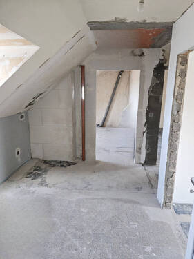 Bauzustand Mittelwohnung - 