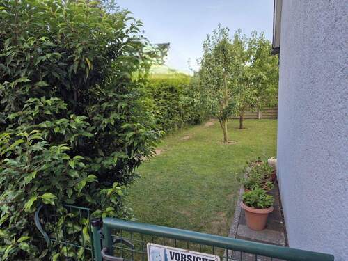 Stellplatz zum Garten - 6 Zimmer Einfamilienhaus zum Kaufen in Bielefeld