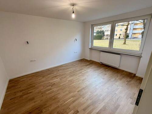 Schlafzimmer - Etagenwohnung mit 63,00 m&sup2; in München zum Kaufen