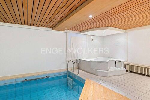 Schwimmbad 2(KI generiert mit Wassergefüllt) - 