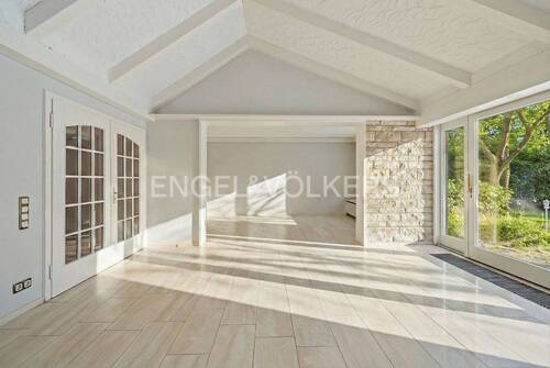 Wohn- und Esszimmer(KI generiert Sommer) - 