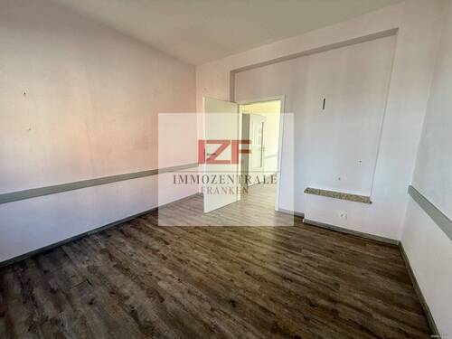 Büro Straßenseite #1. - 