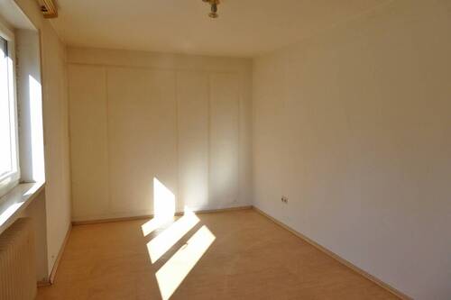 Schlafzimmer (EG) - 