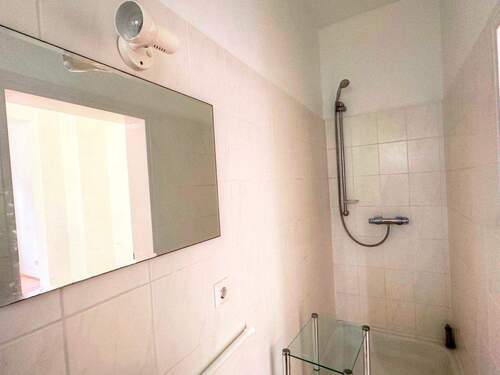 M215 EG Duschbad - Etagenwohnung mit 31,00 m&sup2; in Kronberg im Taunus zur Miete