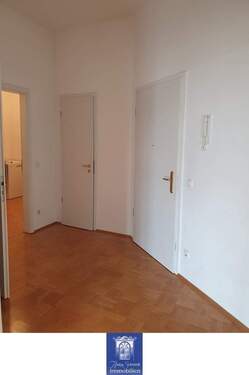 Flur - Etagenwohnung in Dresden zur Miete